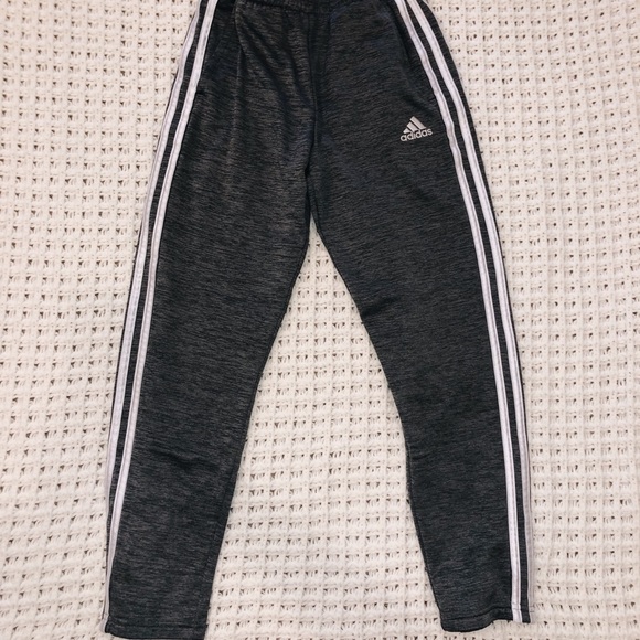 kids adidas sweat pants - Picture 2 of 2